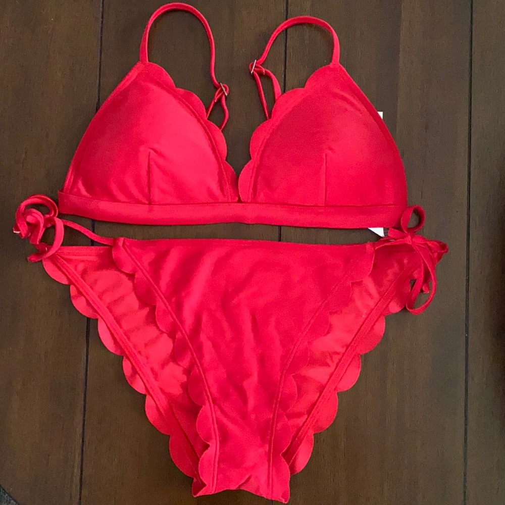 Hollister Scalloped Bikini
